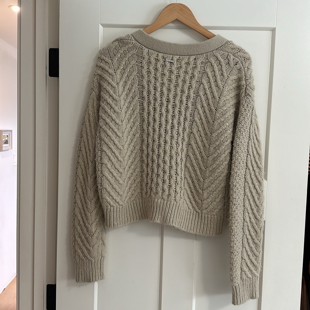 Volcom cardigan size medium - Picture 2 of 4